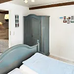 Апартаменты Hues Sanskiin *aawerkant* Suddorf