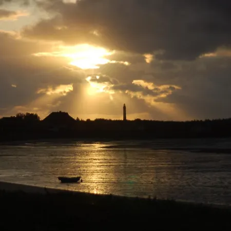 Hues Sanskiin *aawerkant* Suddorf